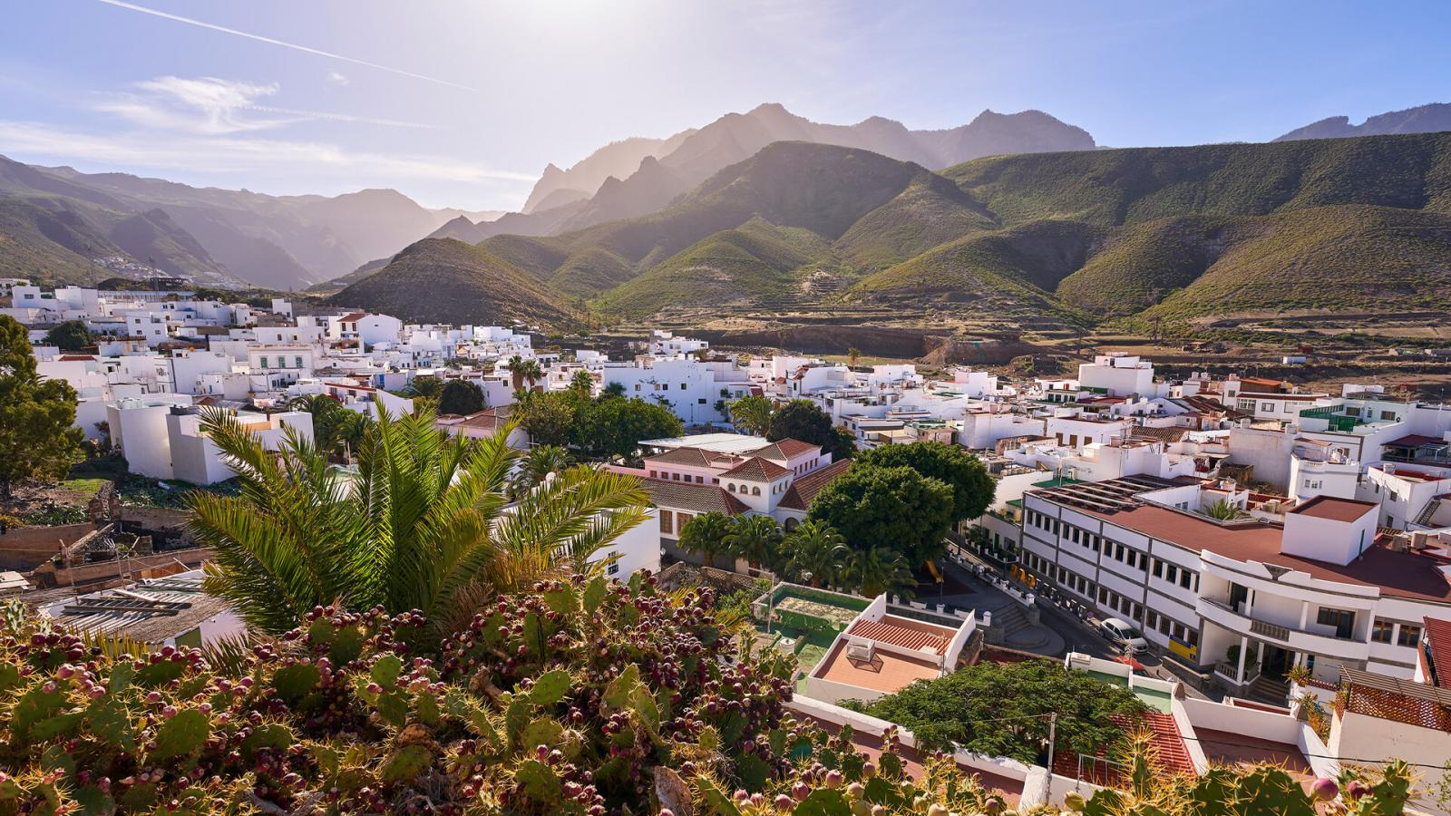 views of the village of agaete