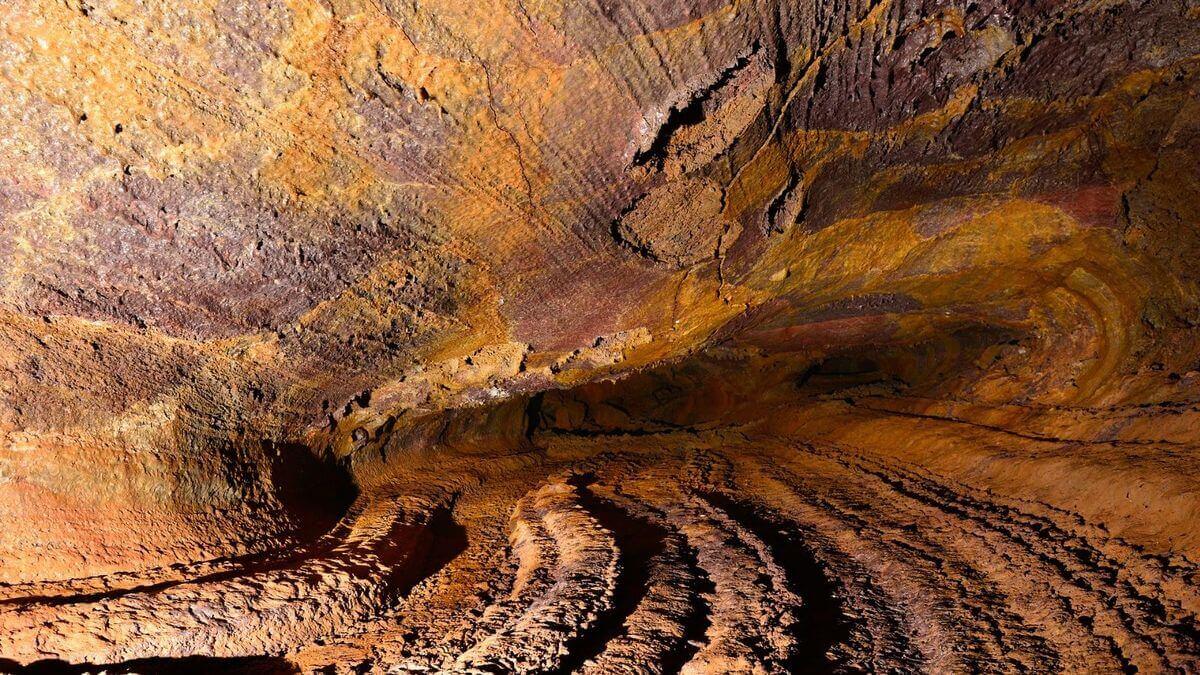 cueva del viento von innen in teneriffa