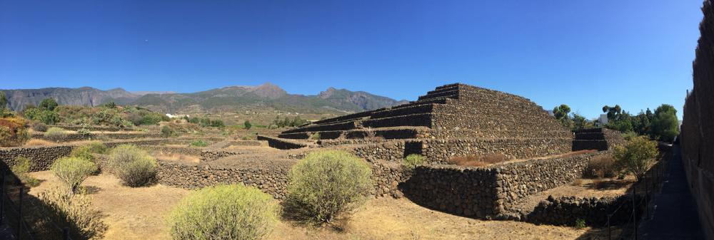 die pyramiden von güimar in teneriffa