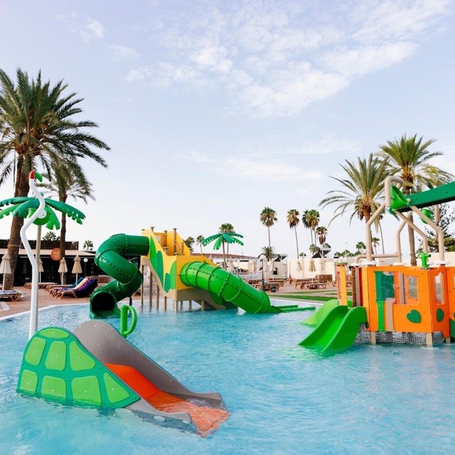 Pools and Splash HD Parque Cristobal Gran Canaria