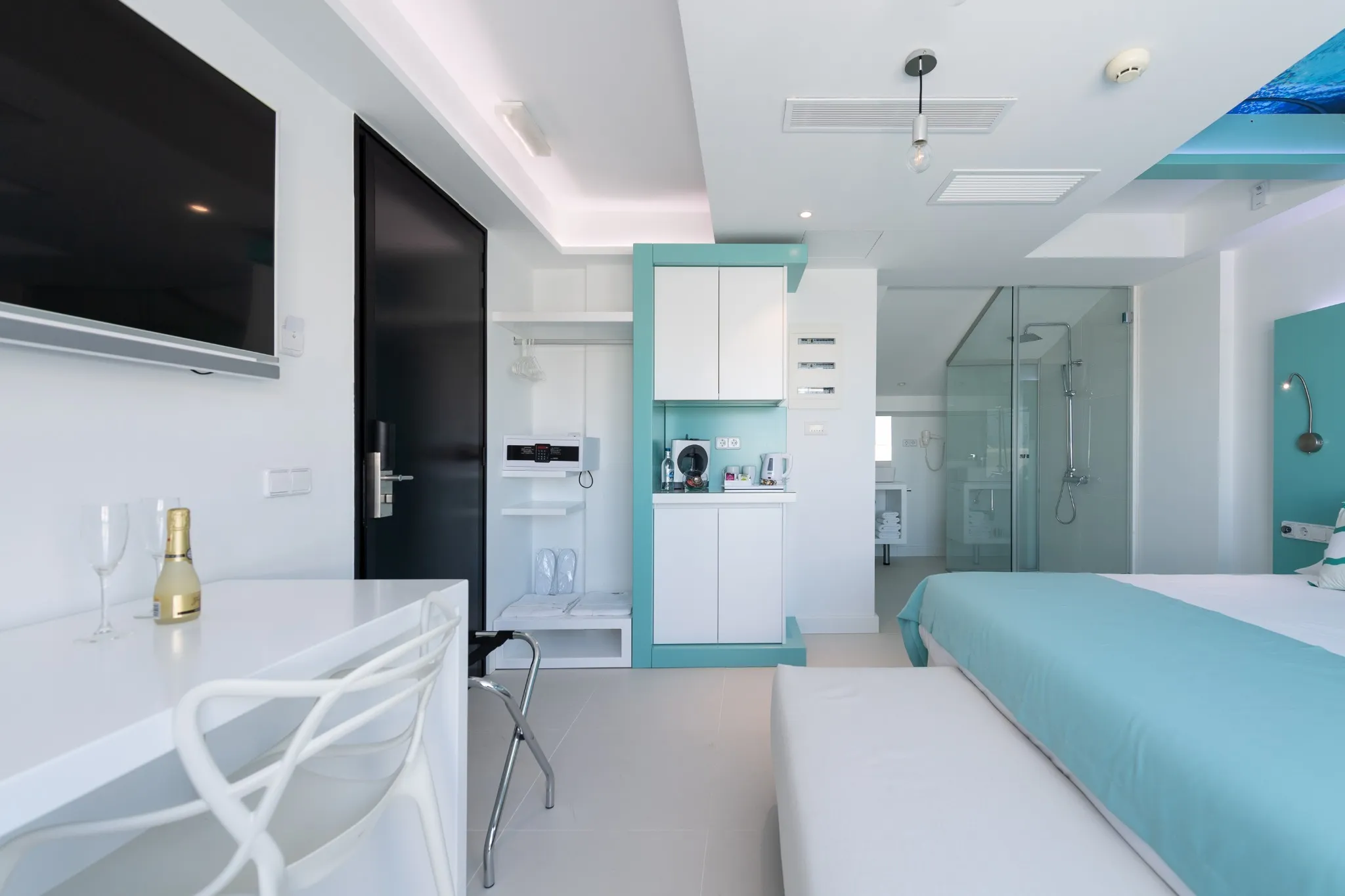 Suite Deluxe EMBLEM del HD Acuario Lifestyle